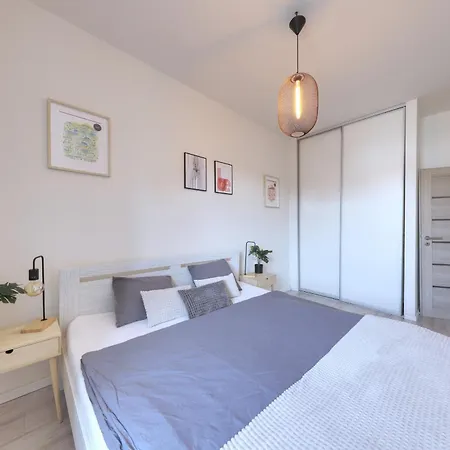 Lovely 2-bedroom In Centre Of Apartamento Bratislava